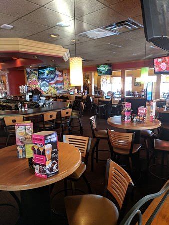 Applebees&174; is committed to serving delicious food - just the way you like it. . Applebees grove city